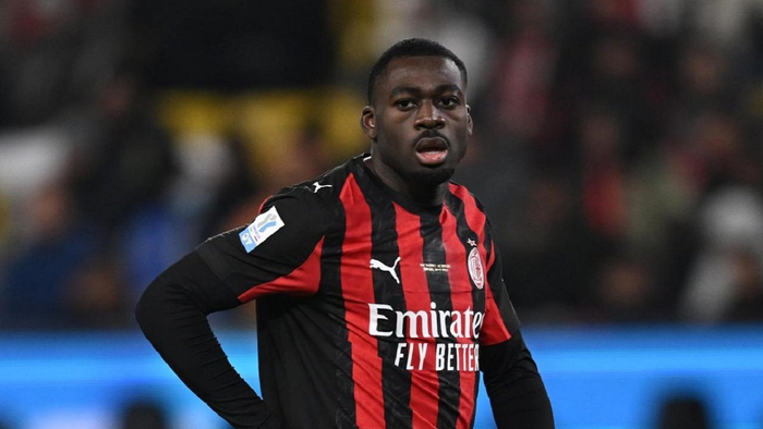 kaiyun-加拉塔萨雷3000万欧报价福法纳遭拒，球员坚持留米兰|AC米兰|土超|加拉塔萨雷俱乐部|奖金|体育赛事讨论_新浪体育_新浪新闻