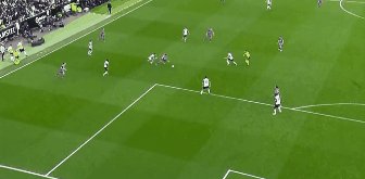 1645375240084026230.gif val bar 9.gif