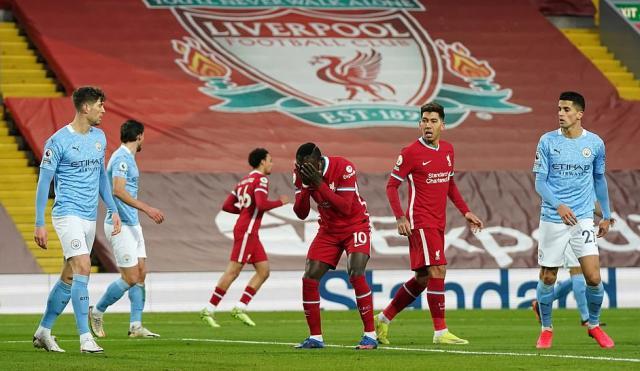 开云体育下载-红军卫冕没戏了前四还能保么？悲观球迷：时代终结！